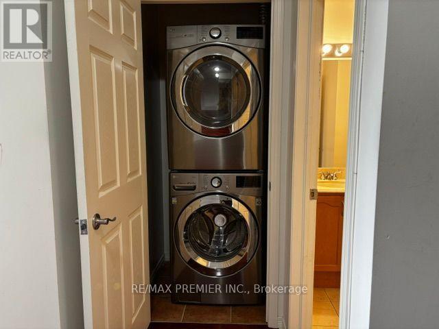 712 - 2 Maison Parc Court, Vaughan, Ontario  L4J 9K4 - Photo 9 - N13868934