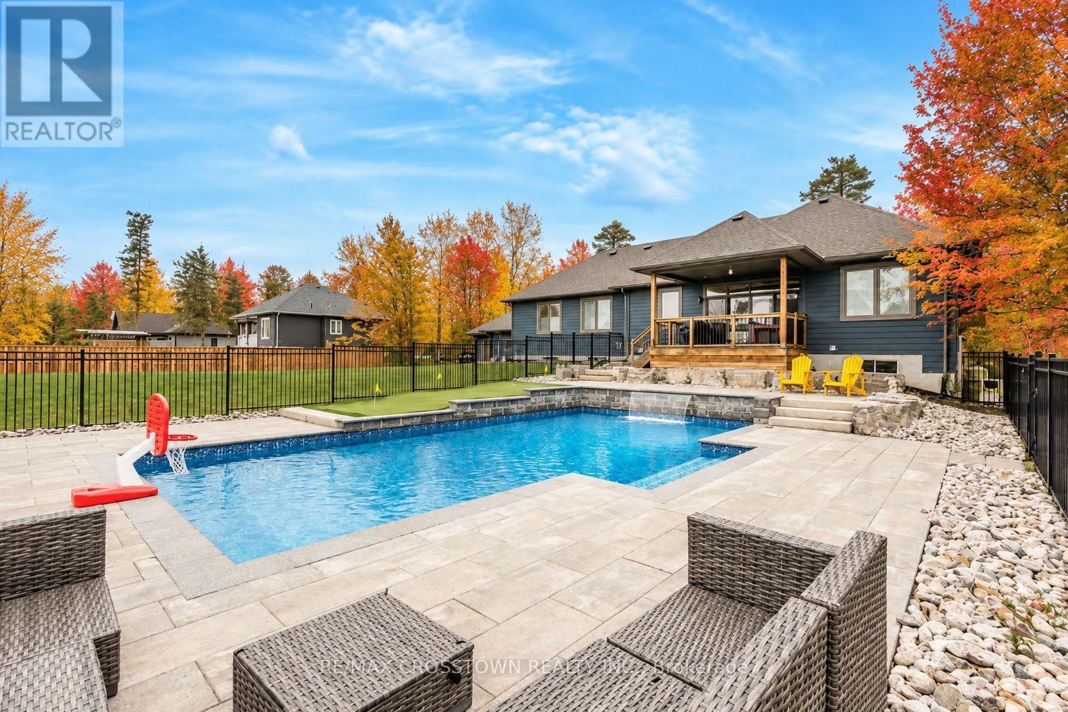 2055 Elana Drive, Severn (Marchmont), Ontario  L3V 0C1 - Photo 3 - S13868730