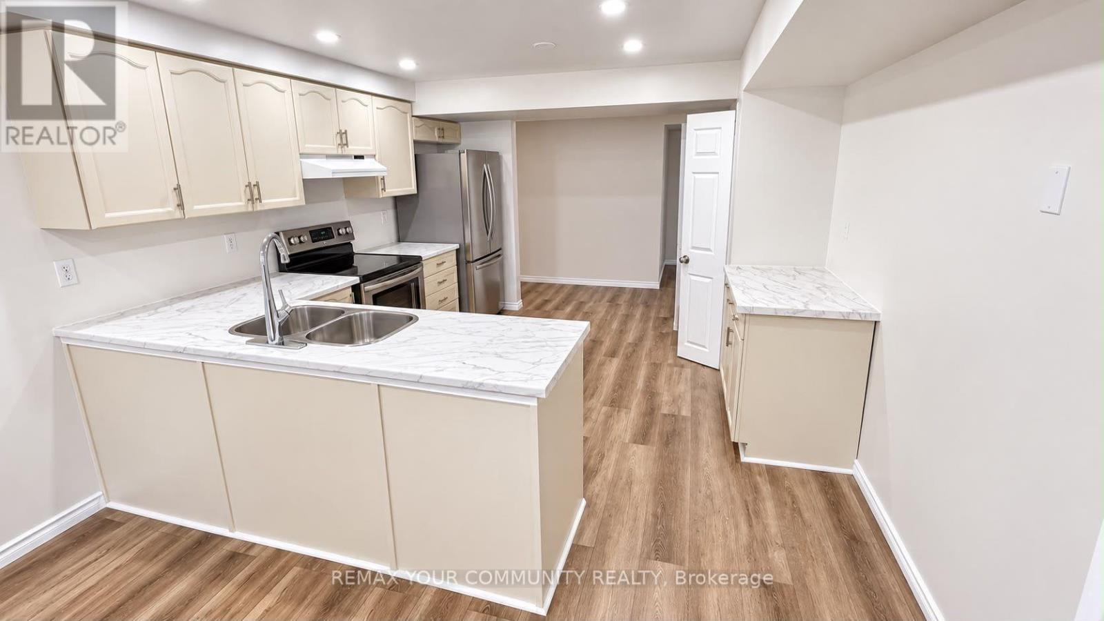 102 Columbia Road, Barrie, Ontario  L4N 8C5 - Photo 37 - S13868784