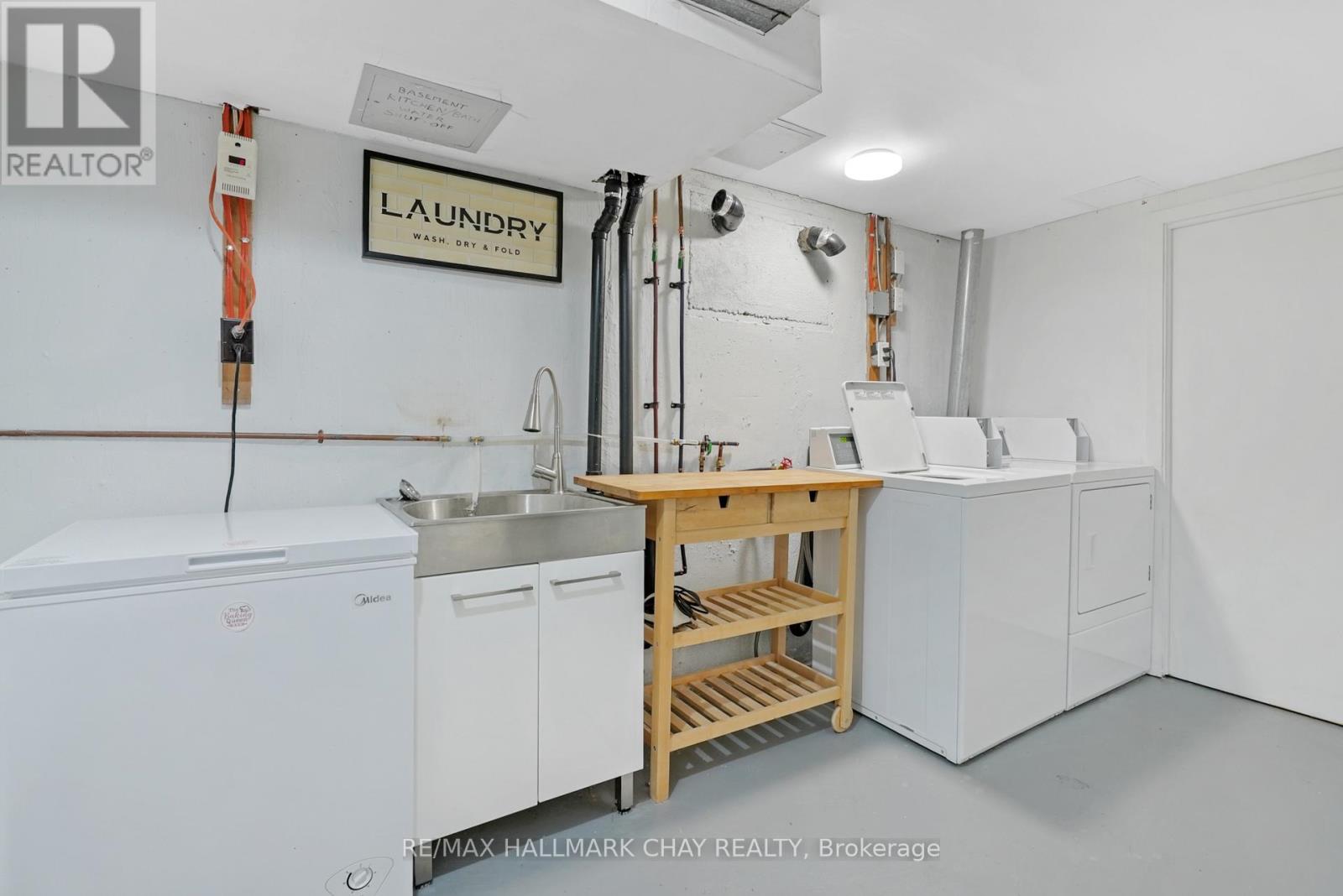 Lower - 11 Daphne Crescent, Barrie, Ontario  L4M 2Y7 - Photo 13 - S13868848
