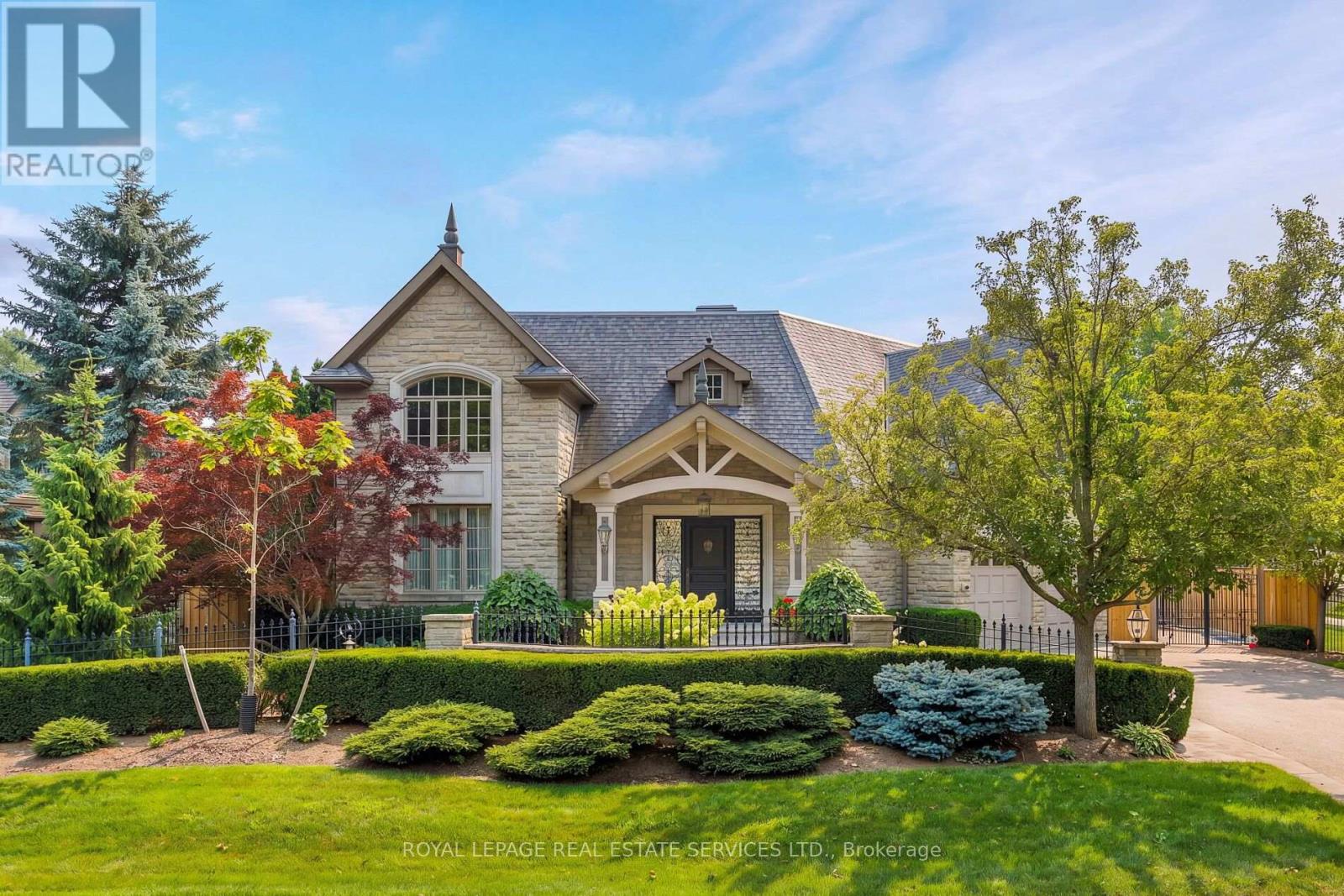 70 SHOREWOOD PLACE, Oakville, Ontario