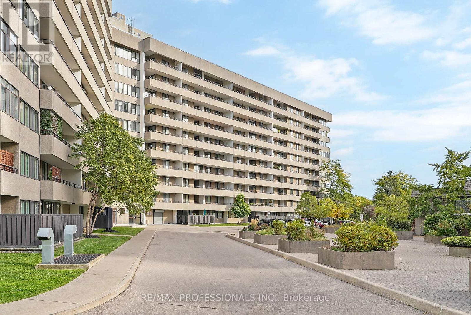 510 - 1320 MISSISSAUGA VALLEY BOULEVARD, Mississauga, Ontario