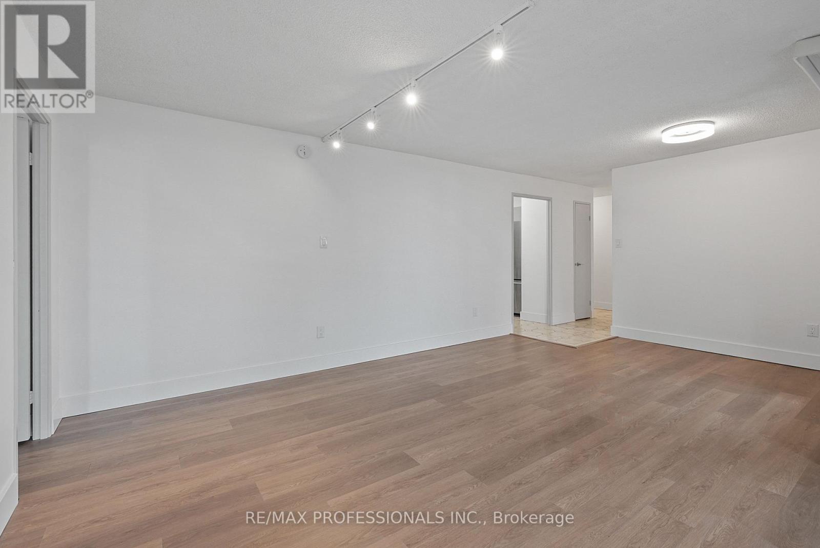 510 - 1320 Mississauga Valley Boulevard, Mississauga, Ontario  L5A 3S9 - Photo 11 - W13868786