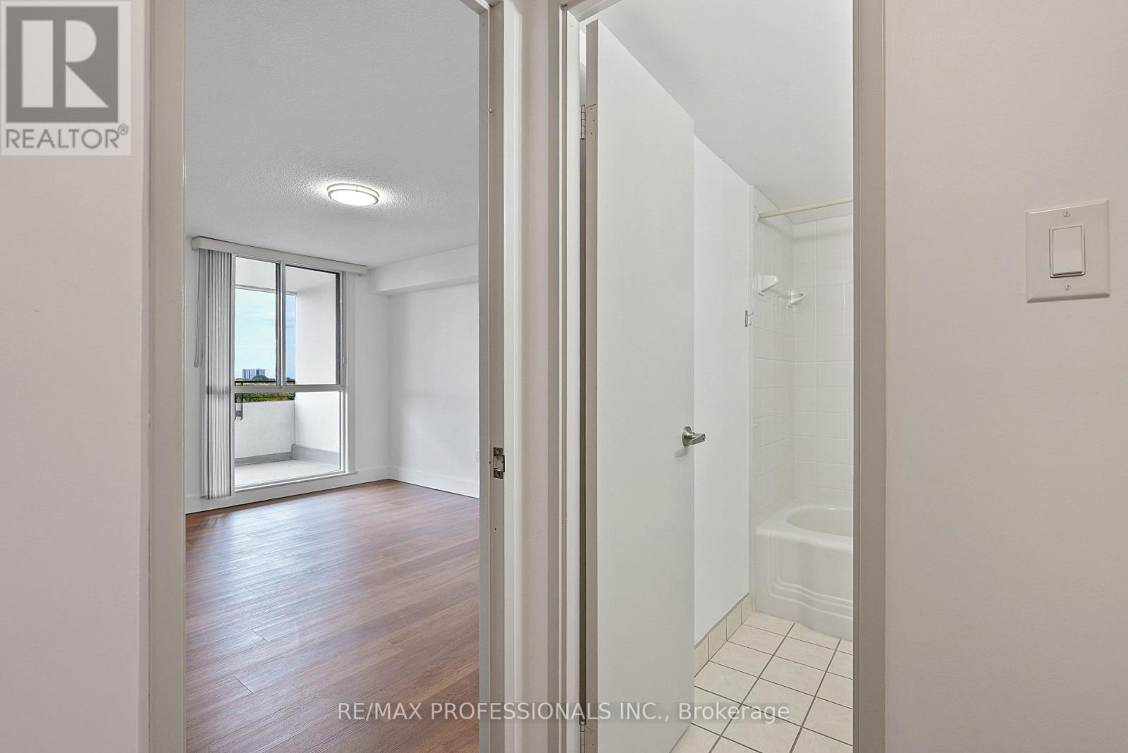 510 - 1320 Mississauga Valley Boulevard, Mississauga, Ontario  L5A 3S9 - Photo 23 - W13868786