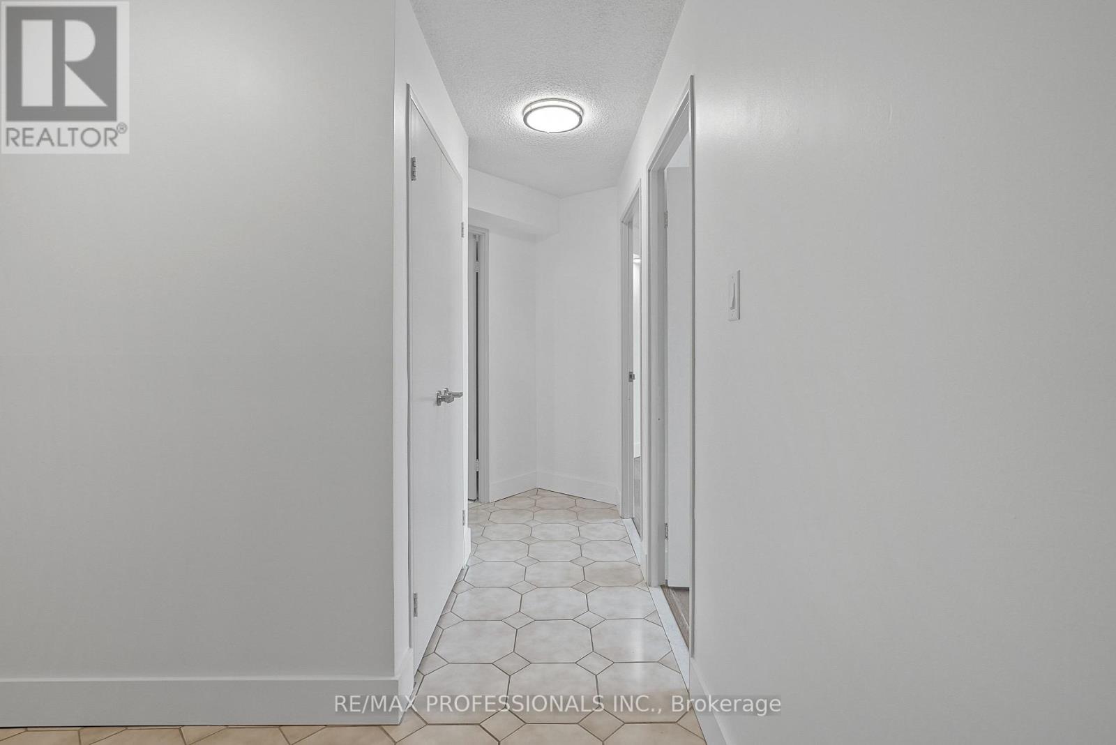510 - 1320 Mississauga Valley Boulevard, Mississauga, Ontario  L5A 3S9 - Photo 25 - W13868786