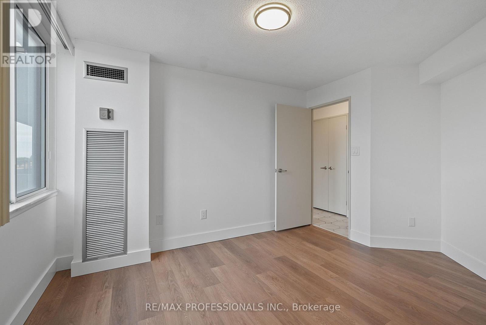 510 - 1320 Mississauga Valley Boulevard, Mississauga, Ontario  L5A 3S9 - Photo 28 - W13868786