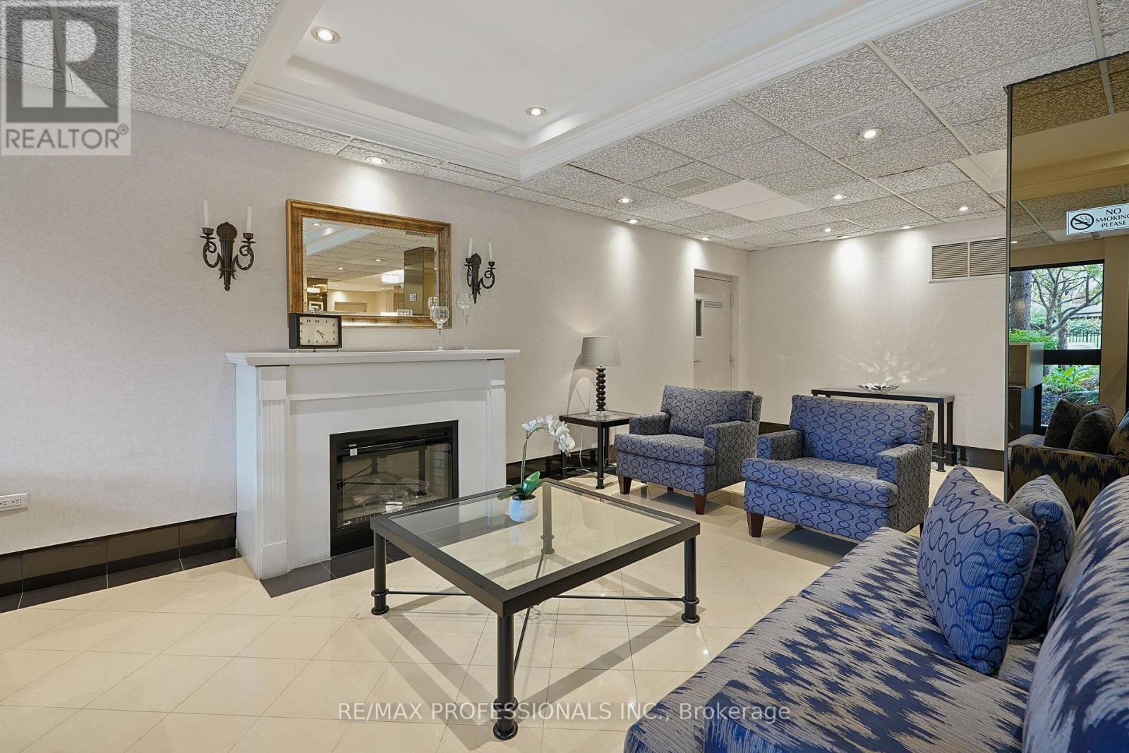 510 - 1320 Mississauga Valley Boulevard, Mississauga, Ontario  L5A 3S9 - Photo 3 - W13868786