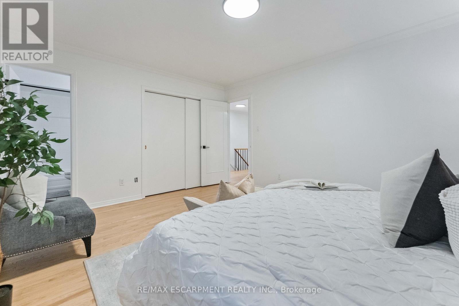 786 Edistel Crescent, Mississauga, Ontario  L5H 1T4 - Photo 14 - W13868790