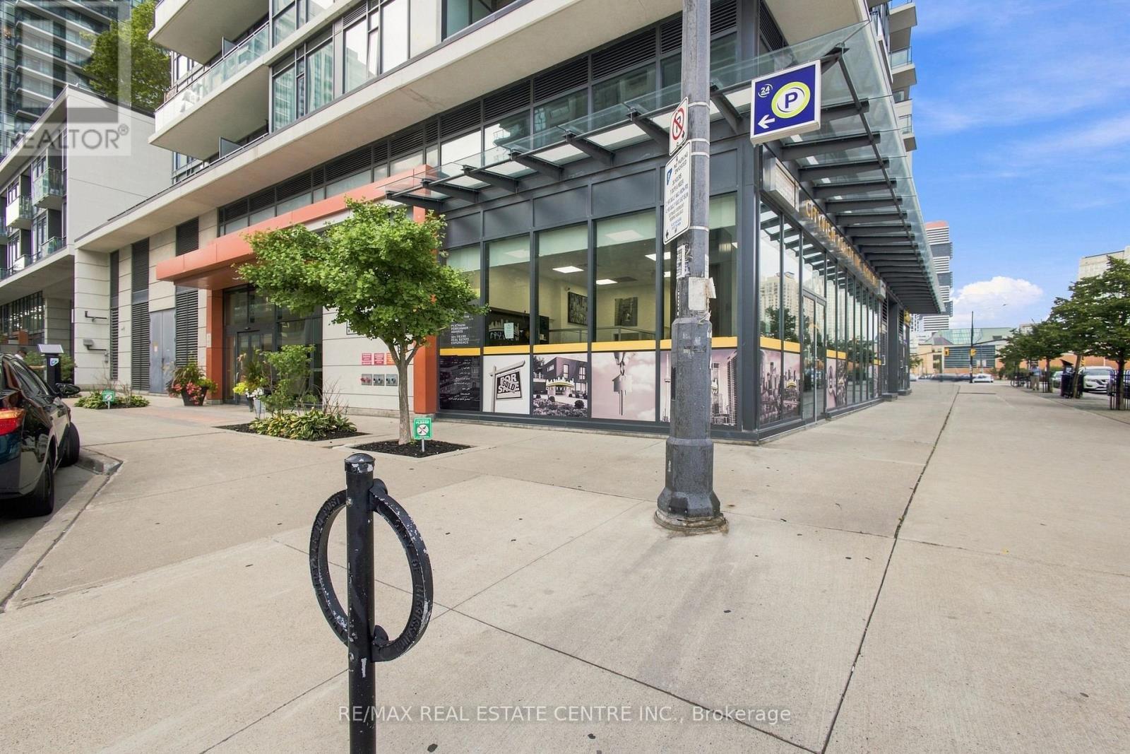 1103 - 4065 Brickstone Mews, Mississauga, Ontario  L5B 0G3 - Photo 4 - W13868822