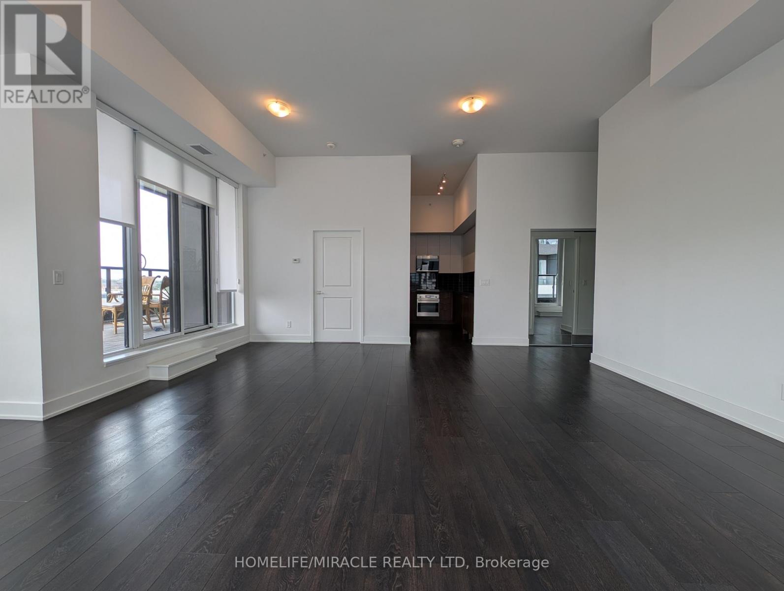 310 - 297 Oak Walk Drive, Oakville, Ontario  L6H 6Z3 - Photo 10 - W13868910