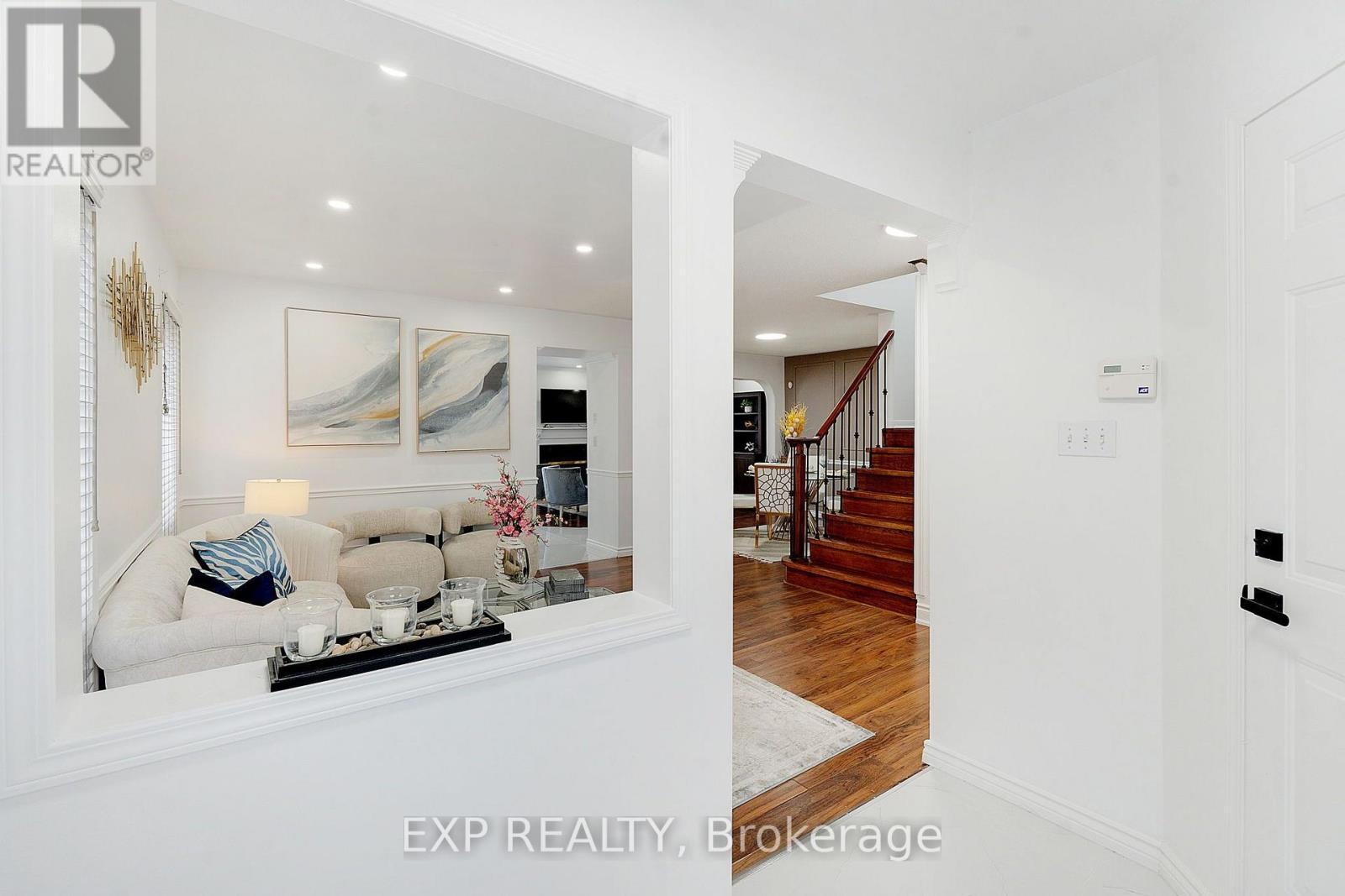 7283 Bread Fruit Lane, Mississauga, Ontario  L5N 8H6 - Photo 4 - W13868940