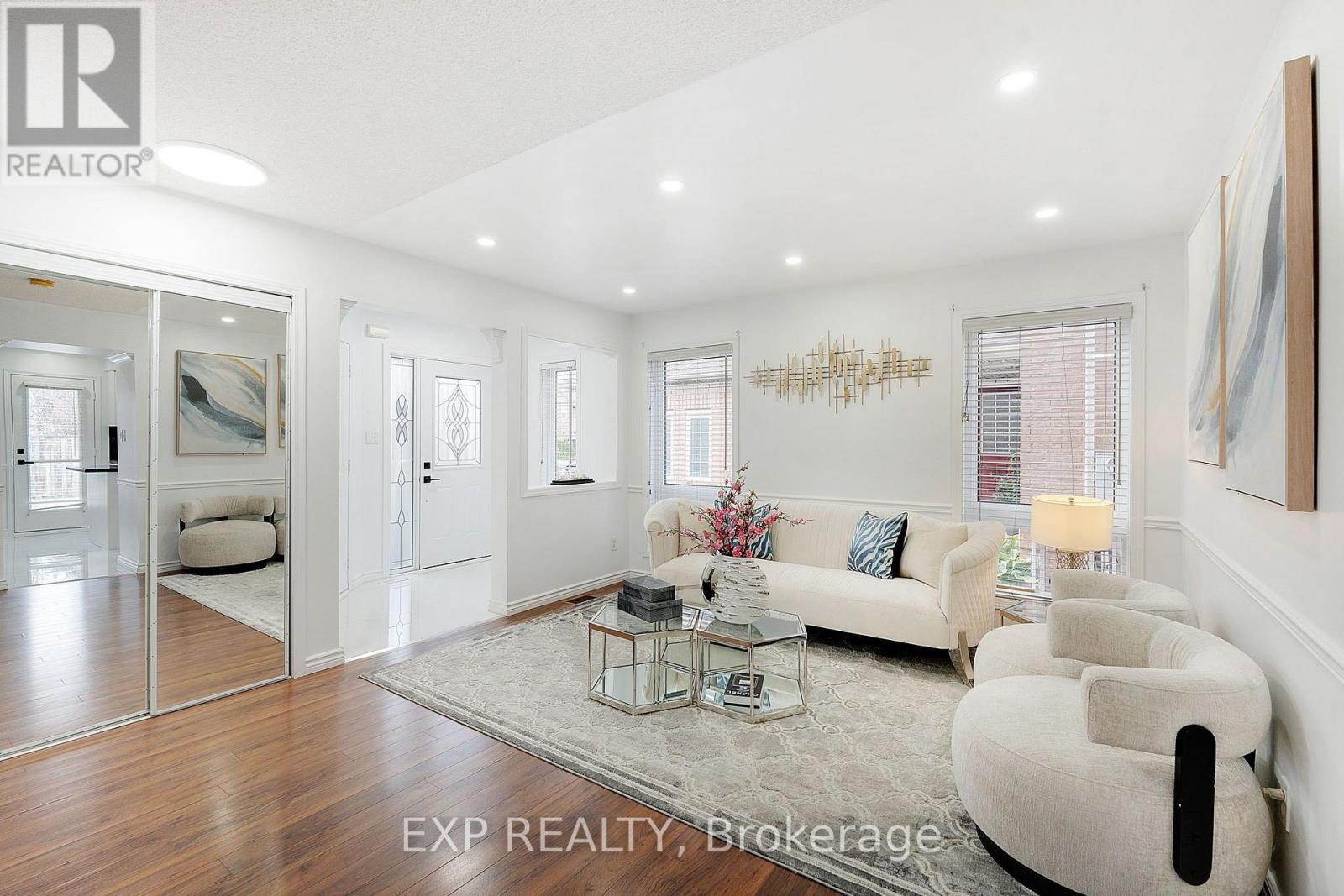 7283 Bread Fruit Lane, Mississauga, Ontario  L5N 8H6 - Photo 5 - W13868940
