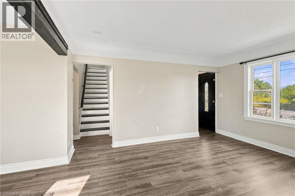 8541 Airport Road, Mount Hope, Ontario  L0R 1W0 - Photo 7 - 40869439