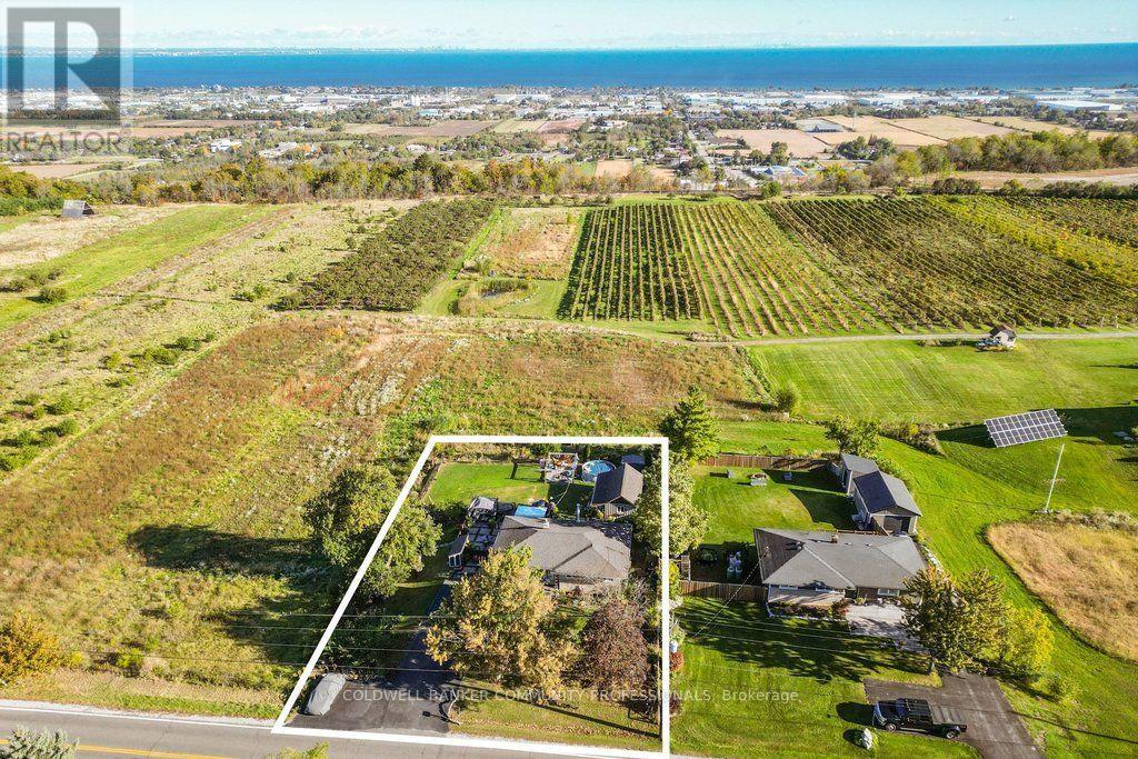 919 RIDGE ROAD, Hamilton, Ontario