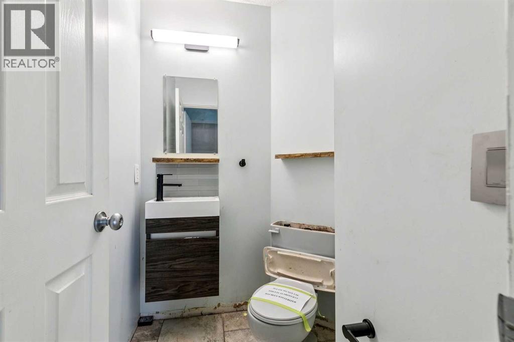 76 Elgin Gardens SE
