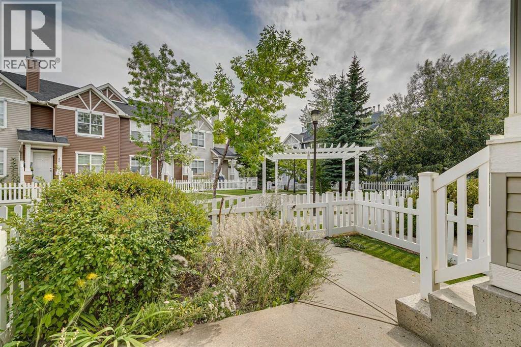 76 Elgin Gardens SE