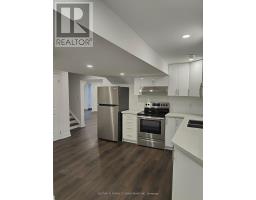 8 CHIMING ROAD, Brampton, Ontario