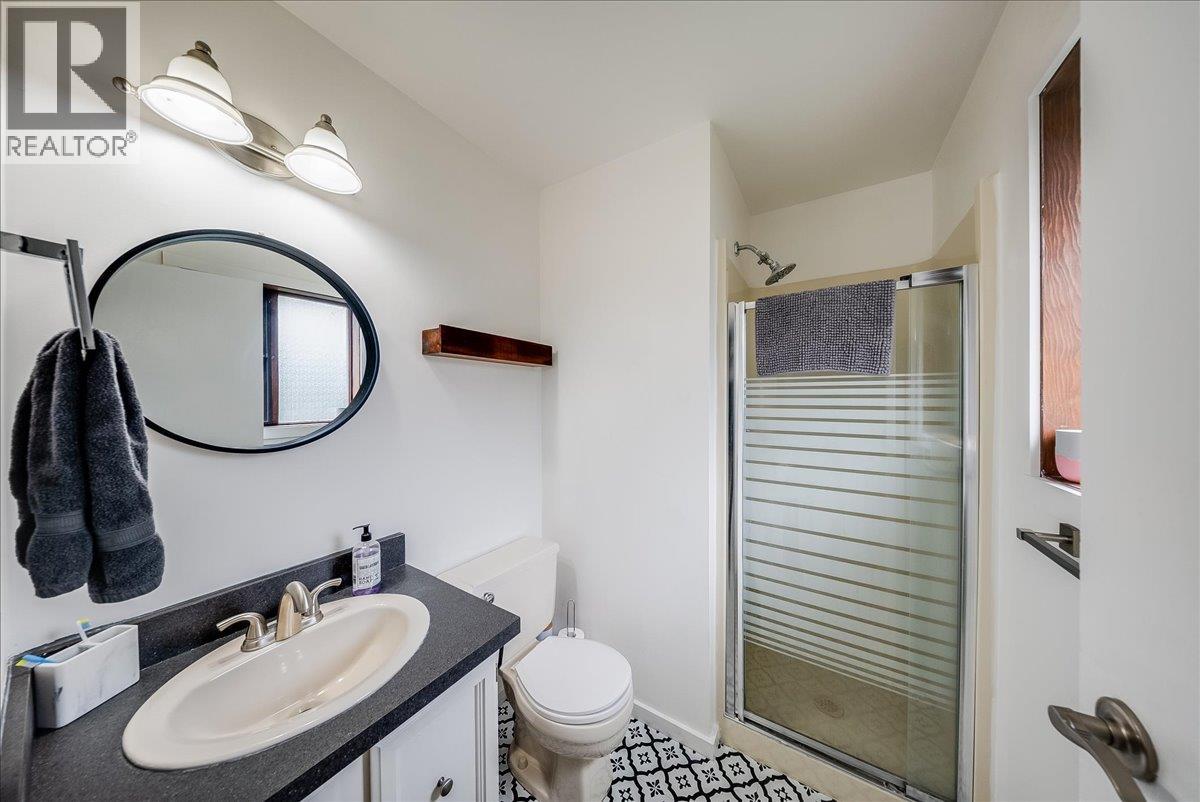 3609 Southridge Drive, Castlegar, British Columbia  V1N 3X7 - Photo 20 - 10402804