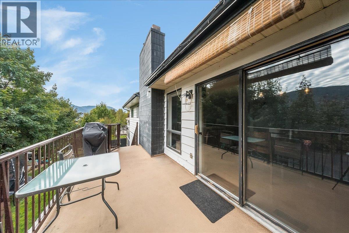 3609 Southridge Drive, Castlegar, British Columbia  V1N 3X7 - Photo 37 - 10402804
