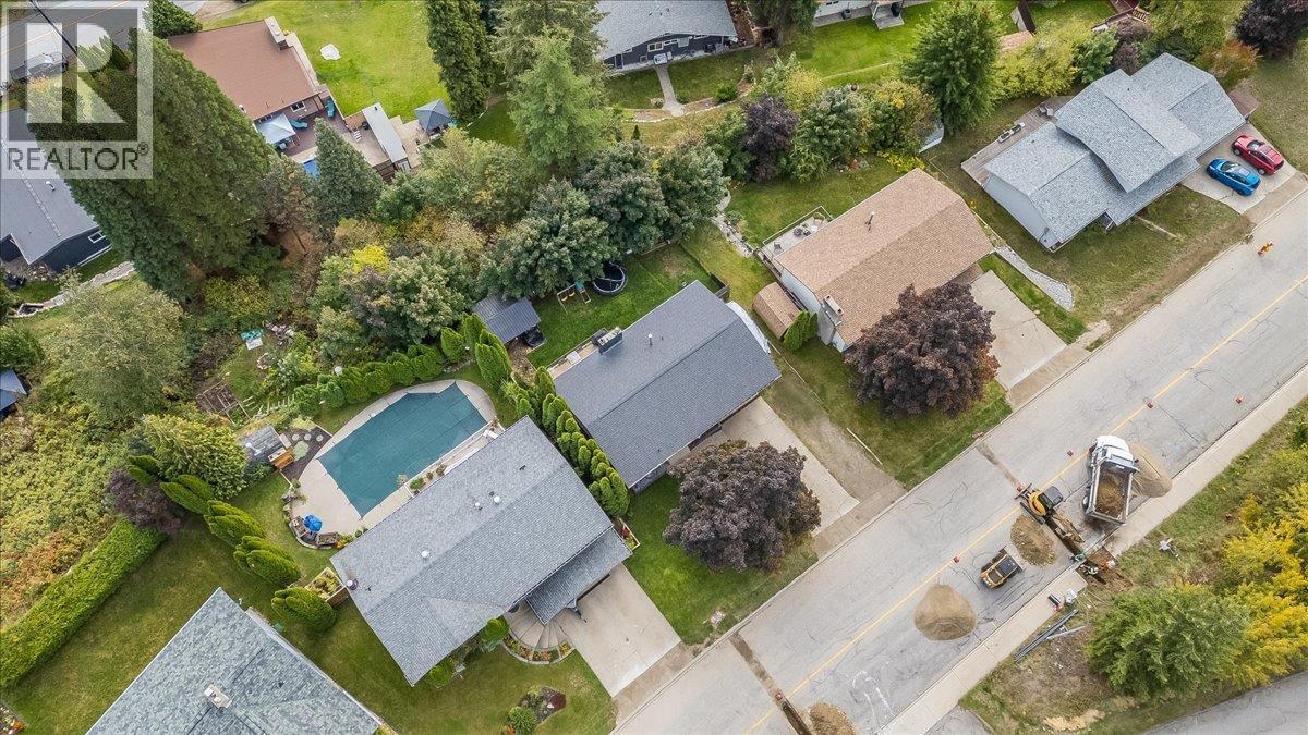 3609 Southridge Drive, Castlegar, British Columbia  V1N 3X7 - Photo 42 - 10402804