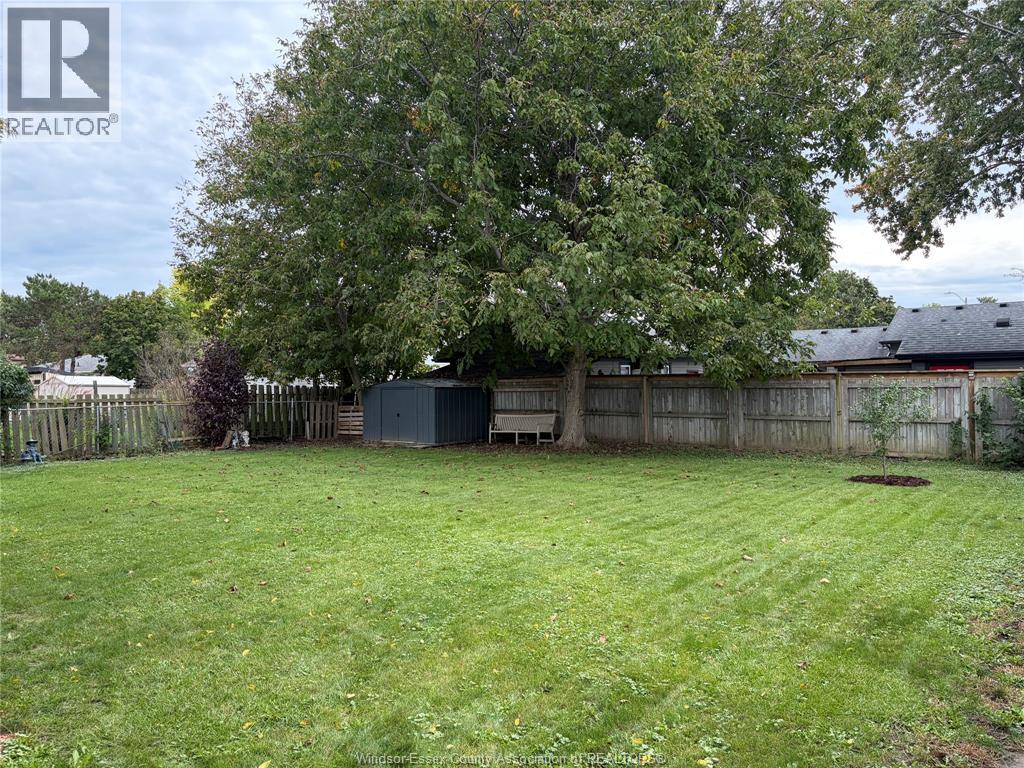 40 Holiday Court, Amherstburg, Ontario  N9V 3A8 - Photo 16 - 26024603