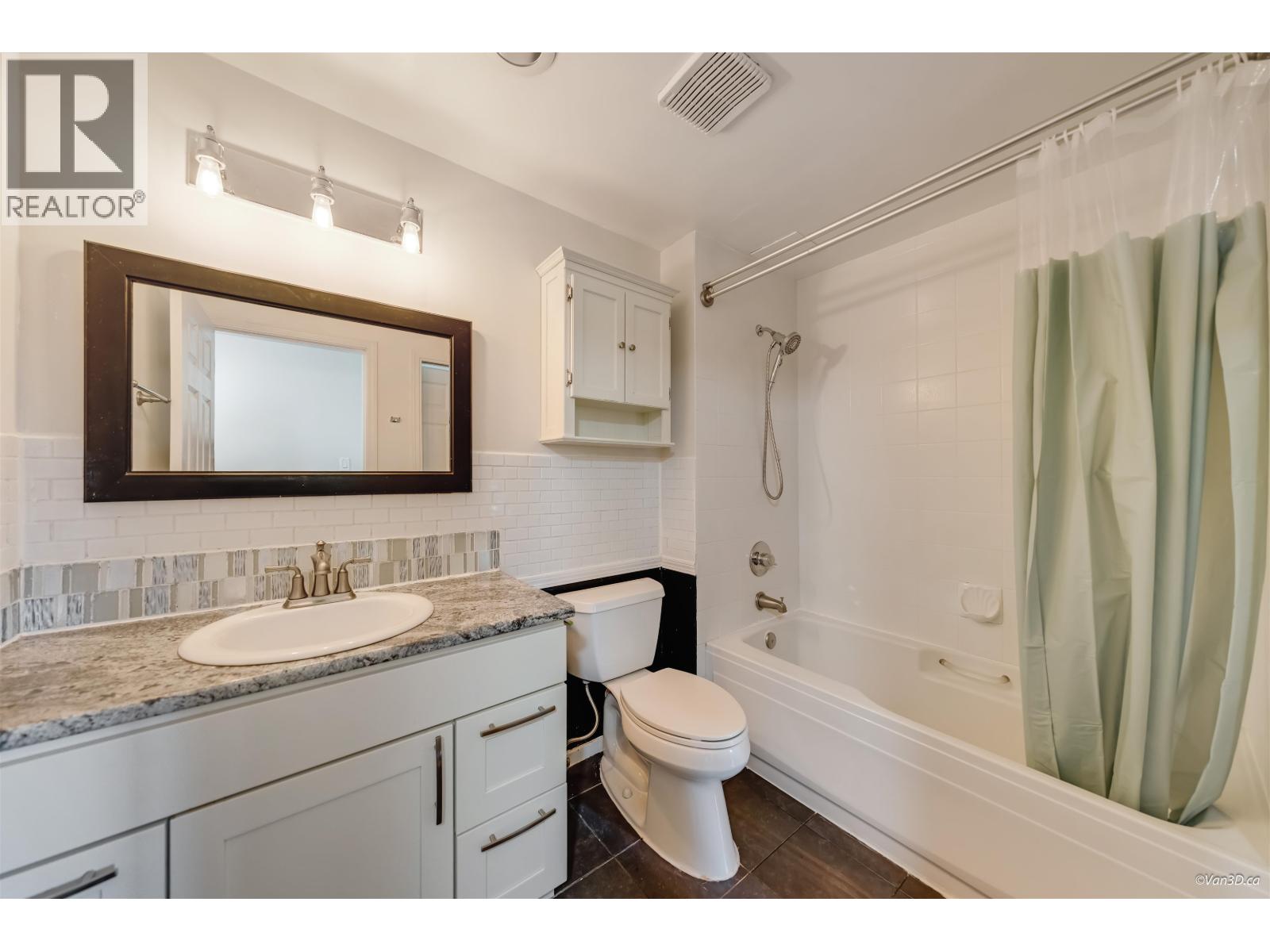 319 1219 Johnson Street, Coquitlam, British Columbia  V3B 7L5 - Photo 12 - R3172503