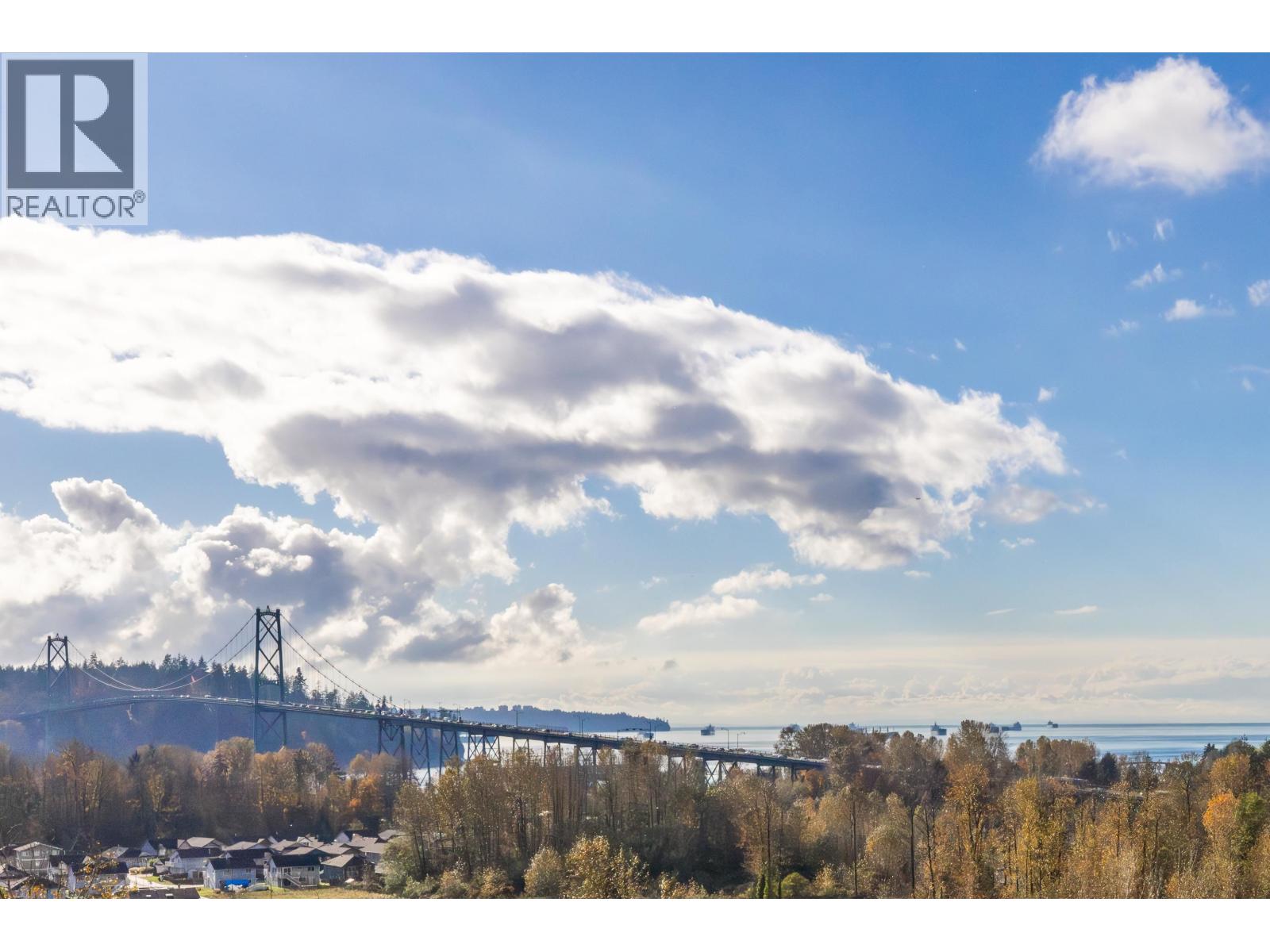 1107 1632 LIONS GATE LANE