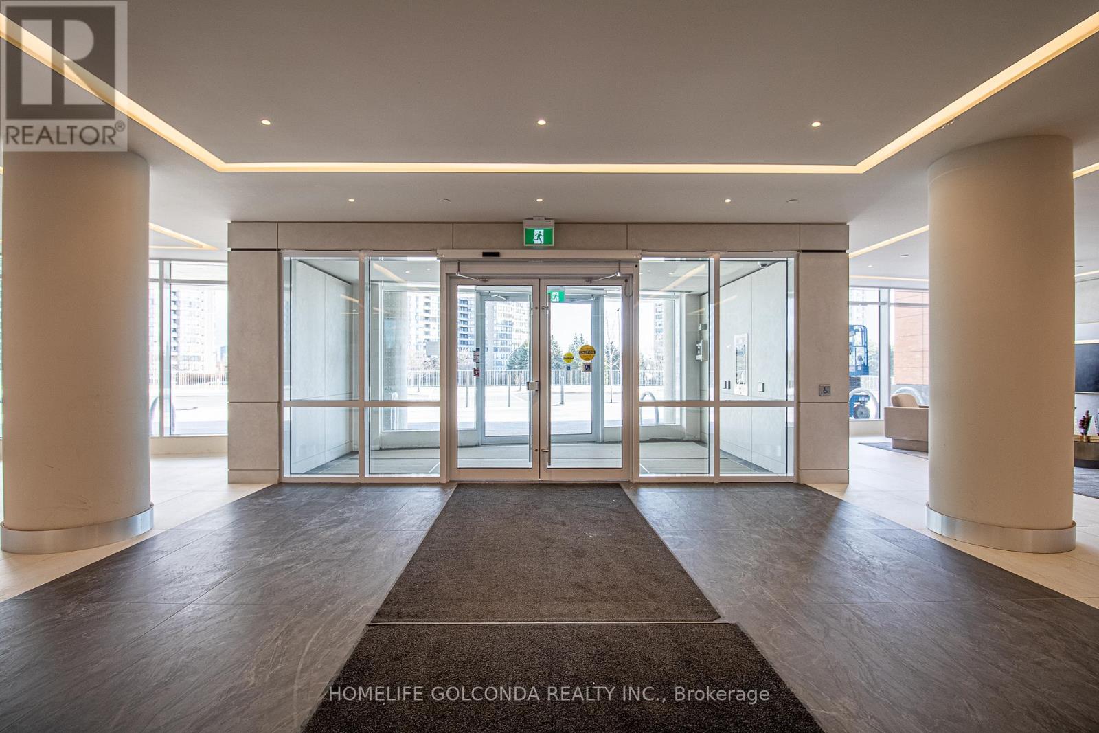 2507 - 30 Upper Mall Way, Vaughan, Ontario  L4J 0L7 - Photo 3 - N13868958
