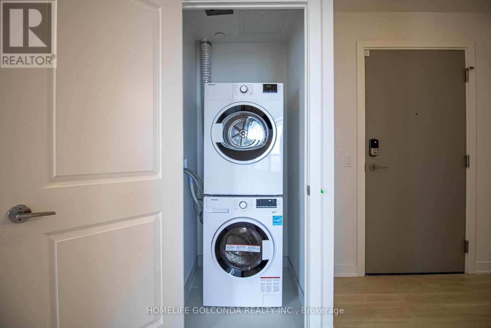 2507 - 30 Upper Mall Way, Vaughan, Ontario  L4J 0L7 - Photo 8 - N13868958
