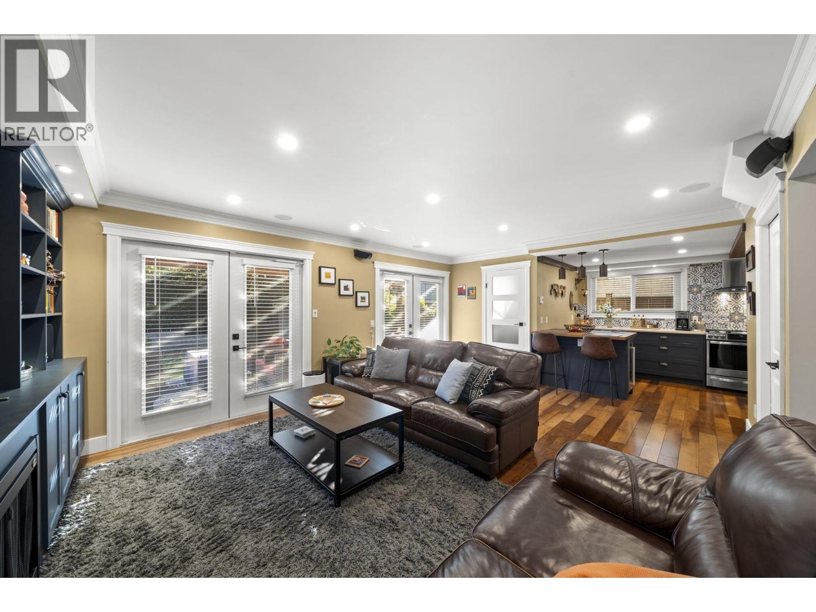 4326 BONAVISTA DRIVE