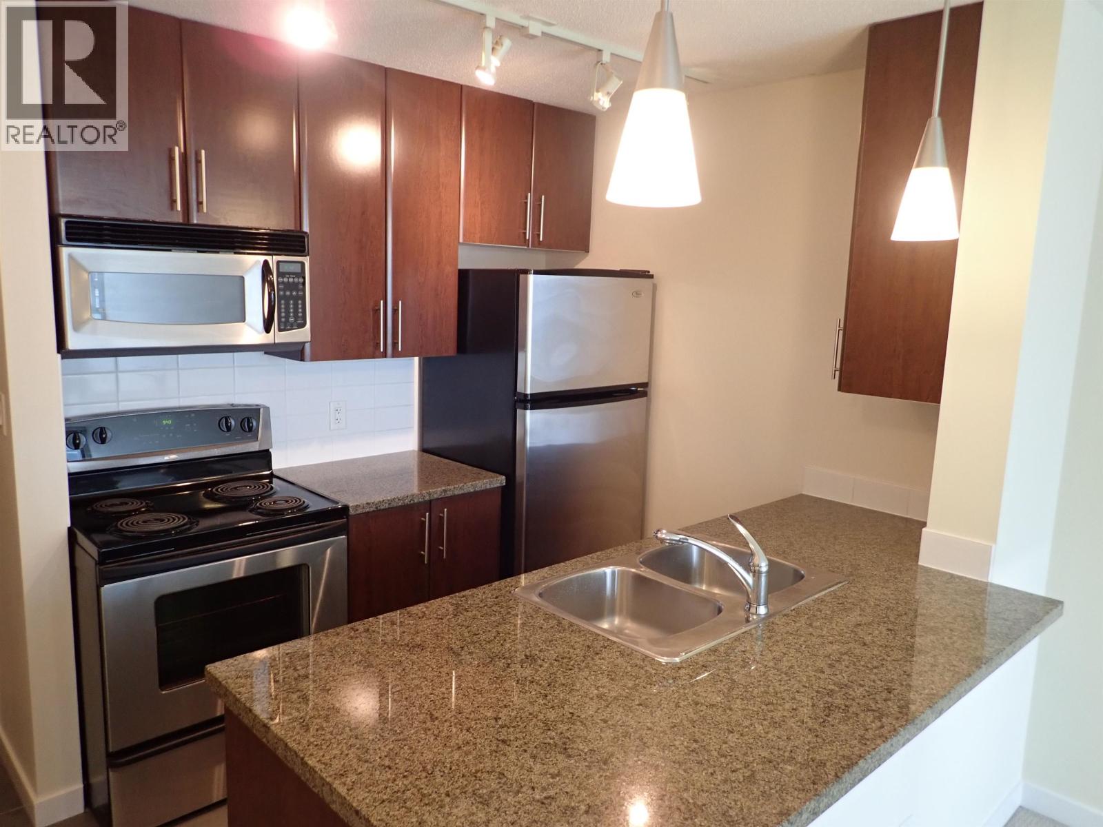 1203 58 KEEFER PLACE