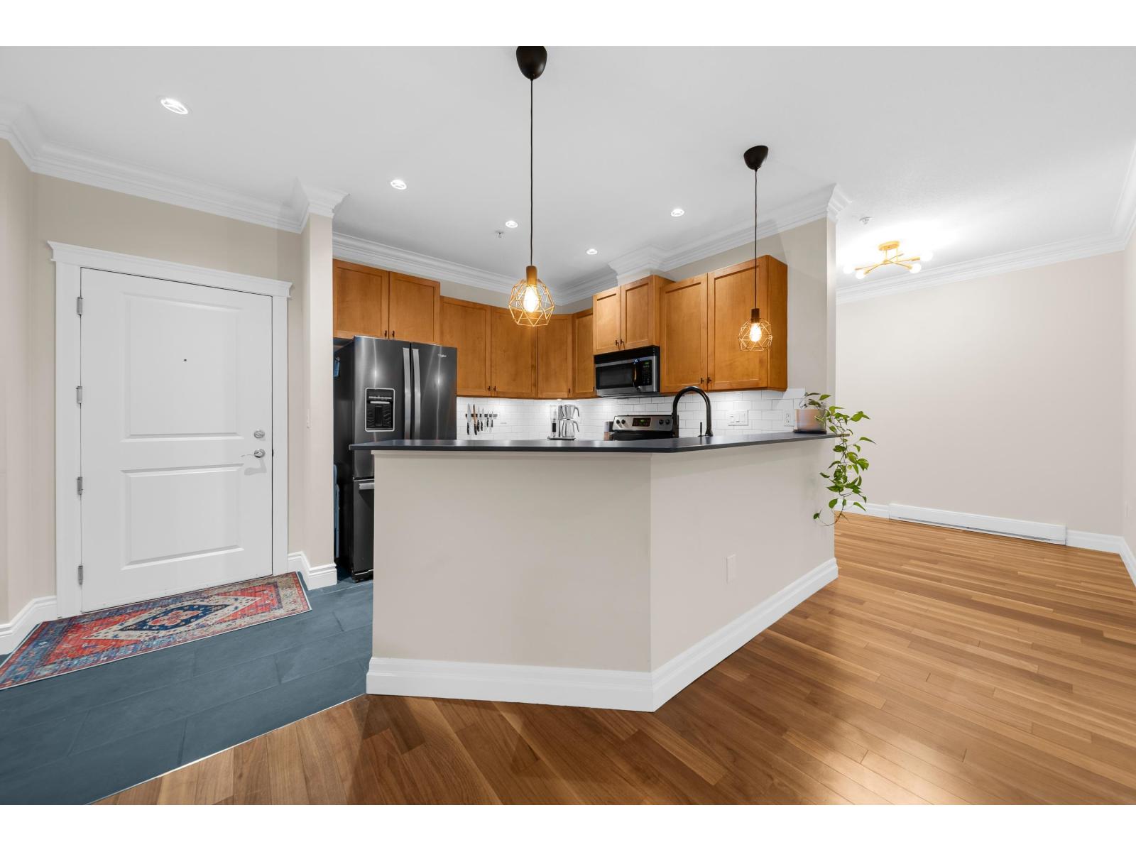 105C 45595 TAMIHI WAY|Garrison Crossing
