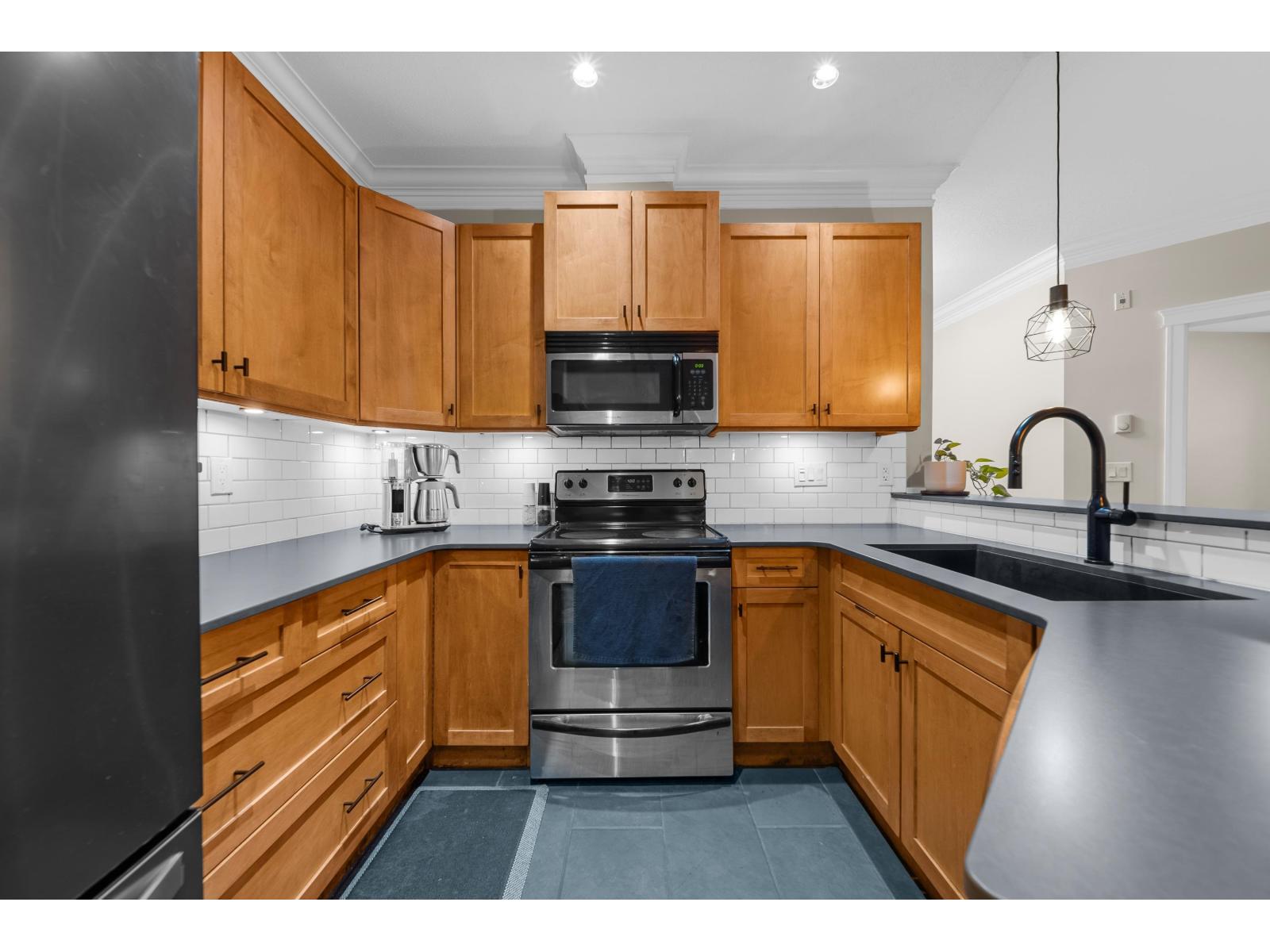 105C 45595 TAMIHI WAY|Garrison Crossing