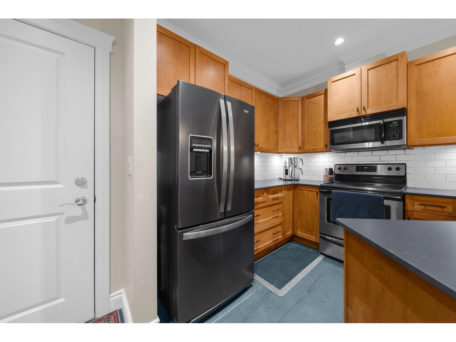 105C 45595 TAMIHI WAY|Garrison Crossing