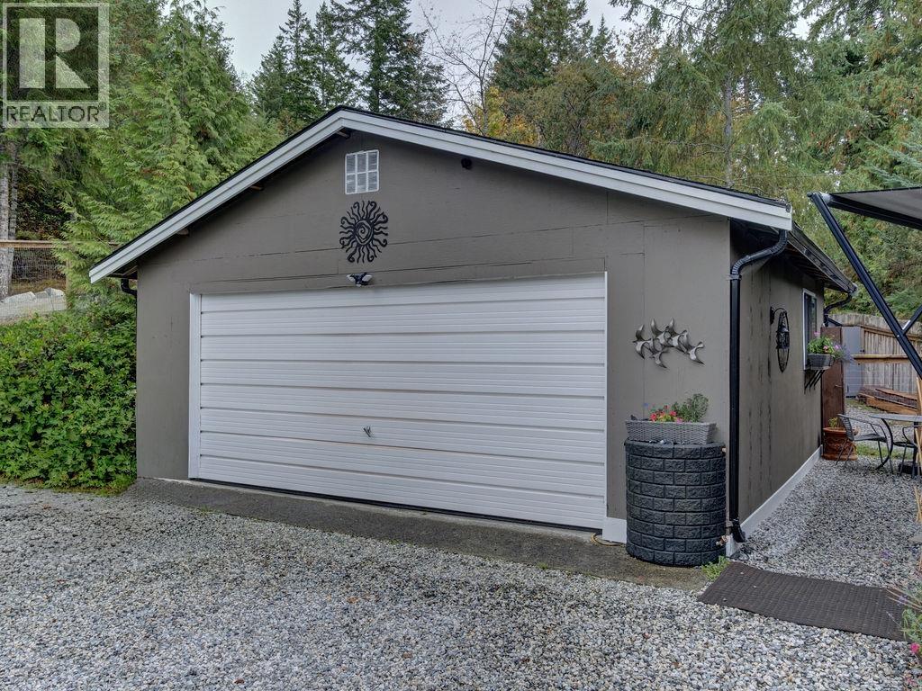 4517 Pollock Road, Pender Harbour, British Columbia  V0N 2H1 - Photo 5 - R3172845