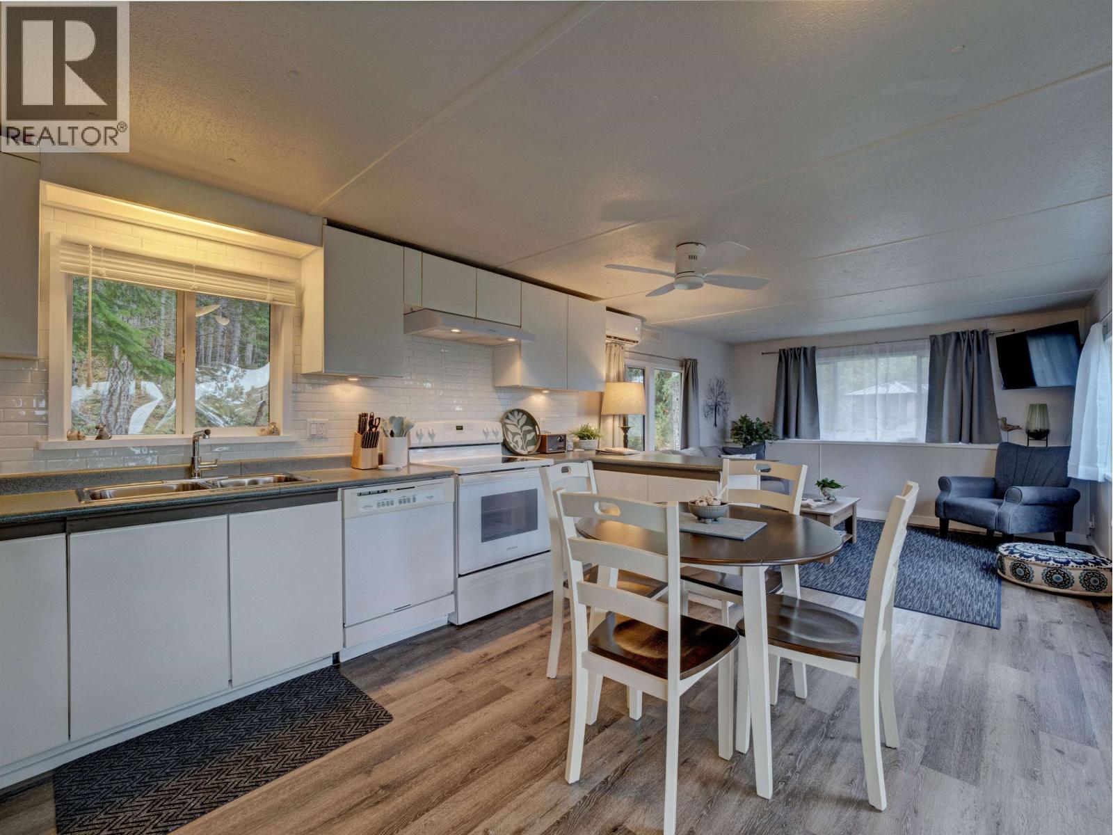 4517 Pollock Road, Pender Harbour, British Columbia  V0N 2H1 - Photo 37 - R3172845