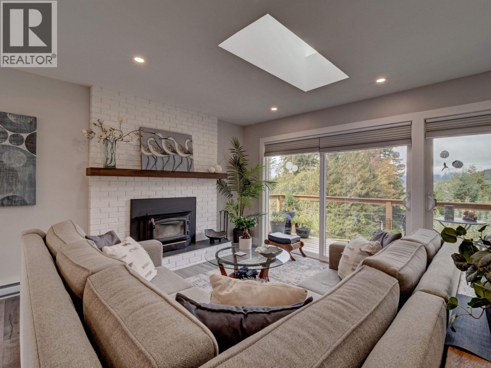 4517 Pollock Road, Pender Harbour, British Columbia  V0N 2H1 - Photo 17 - R3172845