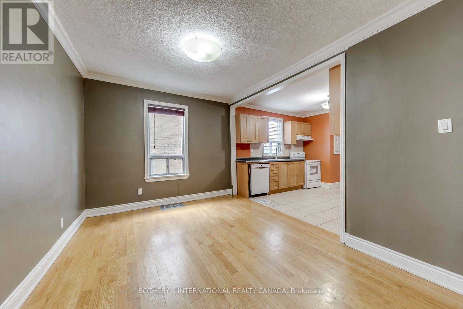 66 Twenty Ninth Street, Toronto, Ontario  M8W 3B2 - Photo 14 - W13868930