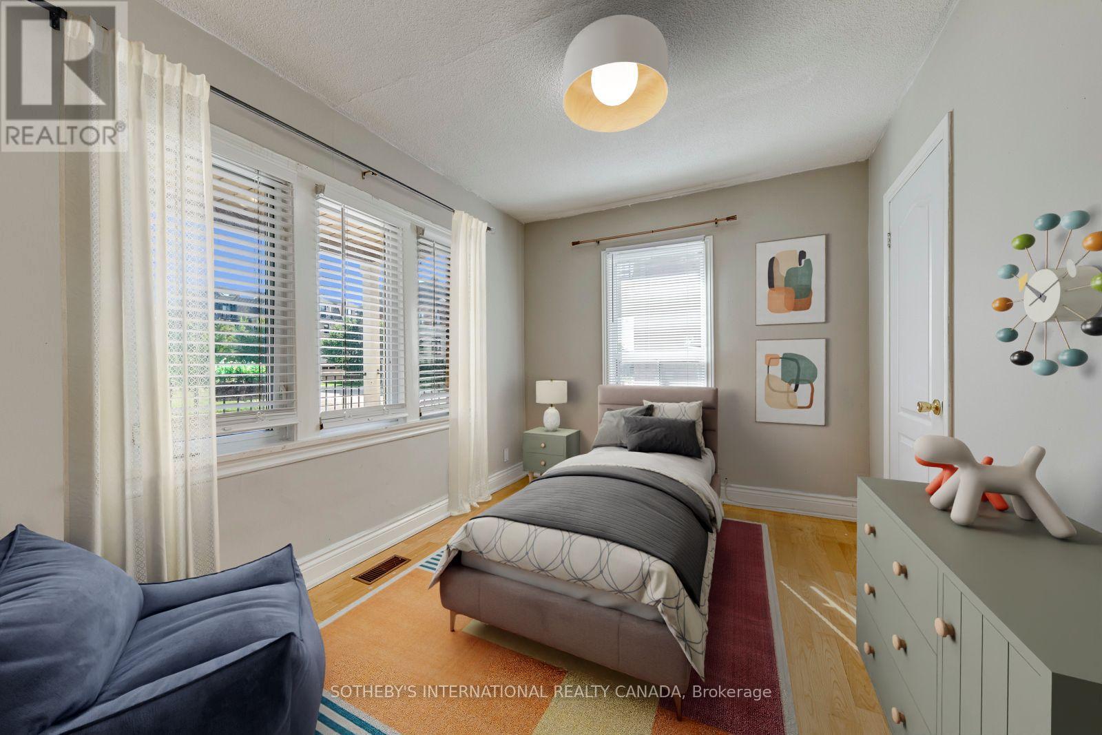 66 Twenty Ninth Street, Toronto, Ontario  M8W 3B2 - Photo 7 - W13868930