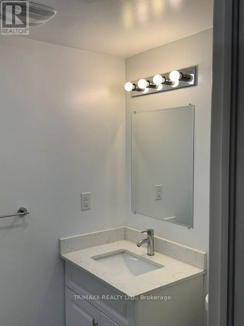 2 Paper Birch Road, Brampton, Ontario  L6P 2J9 - Photo 12 - W13868944