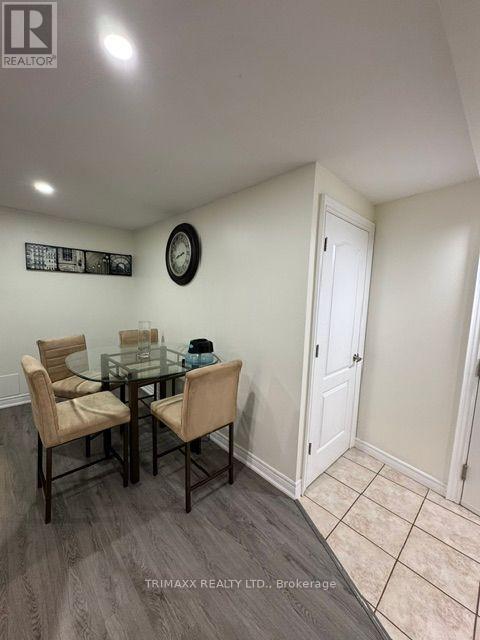2 Paper Birch Road, Brampton, Ontario  L6P 2J9 - Photo 5 - W13868944