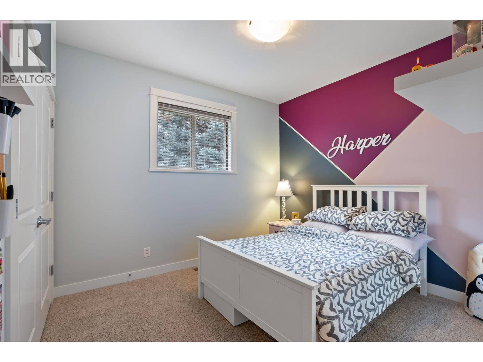 158 Fernie Place