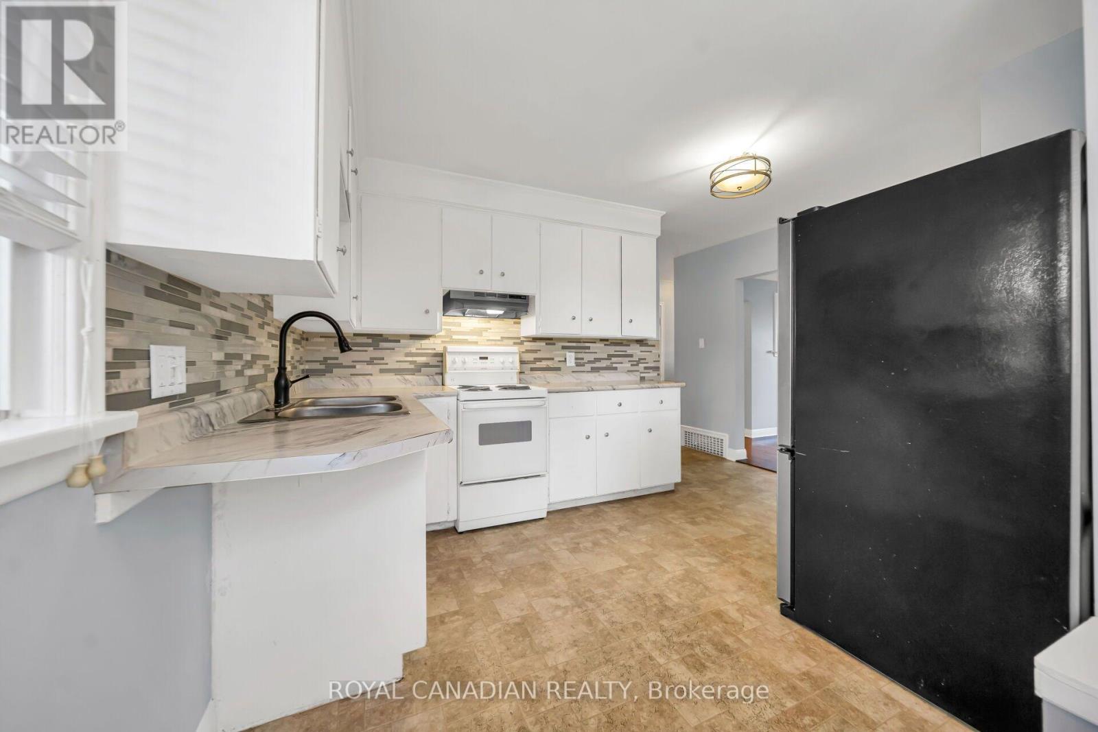 457 Dumfries Avenue, Kitchener, Ontario  N2H 2E9 - Photo 28 - X13869006