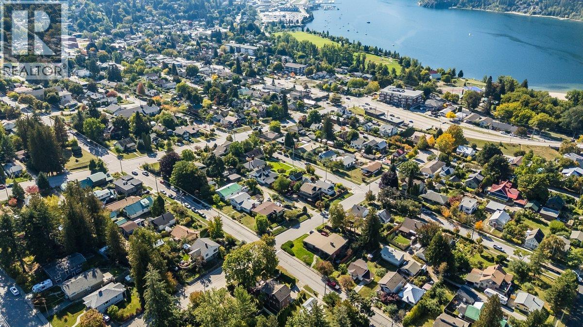 904 Fifth Street, Nelson, British Columbia V1L 2X8 - Photo 54 - 10402421