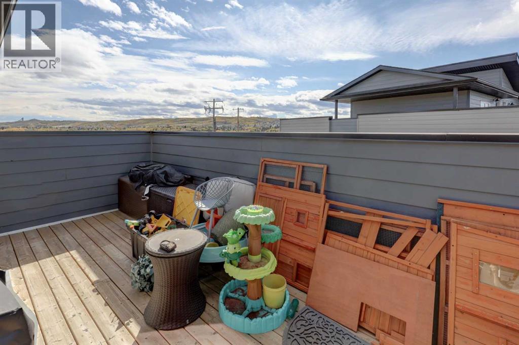 319, 260 Rowley Way NW