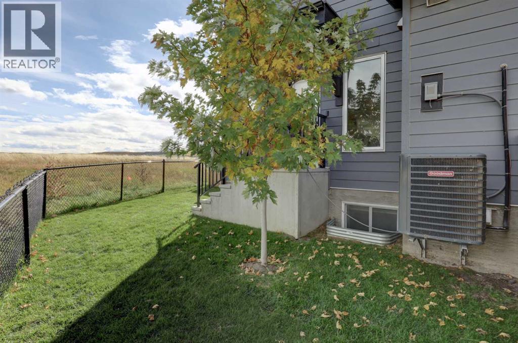 319, 260 Rowley Way NW