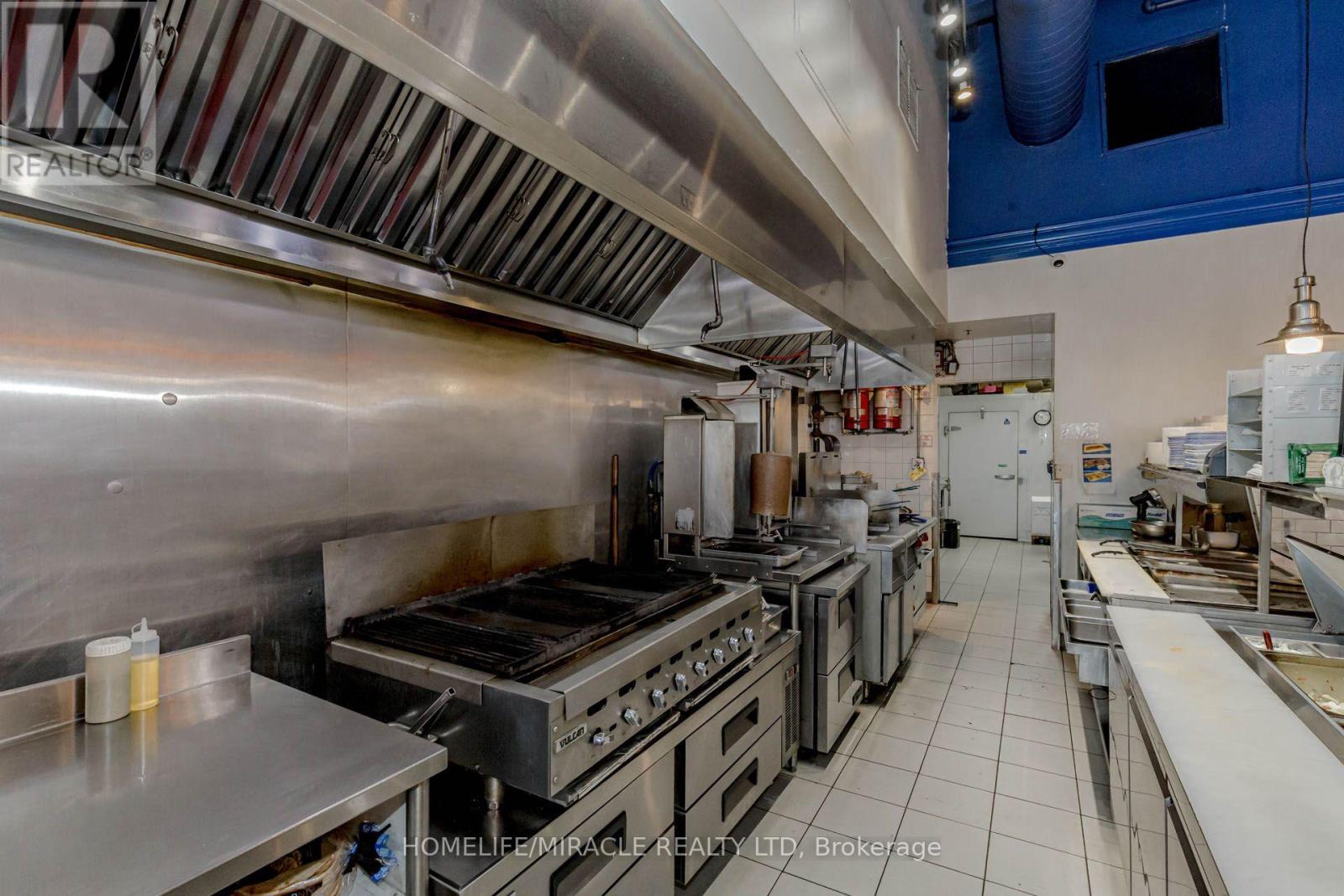 6 - 3255 Rutherford Road, Vaughan, Ontario  L4K 5Y5 - Photo 18 - N13864422