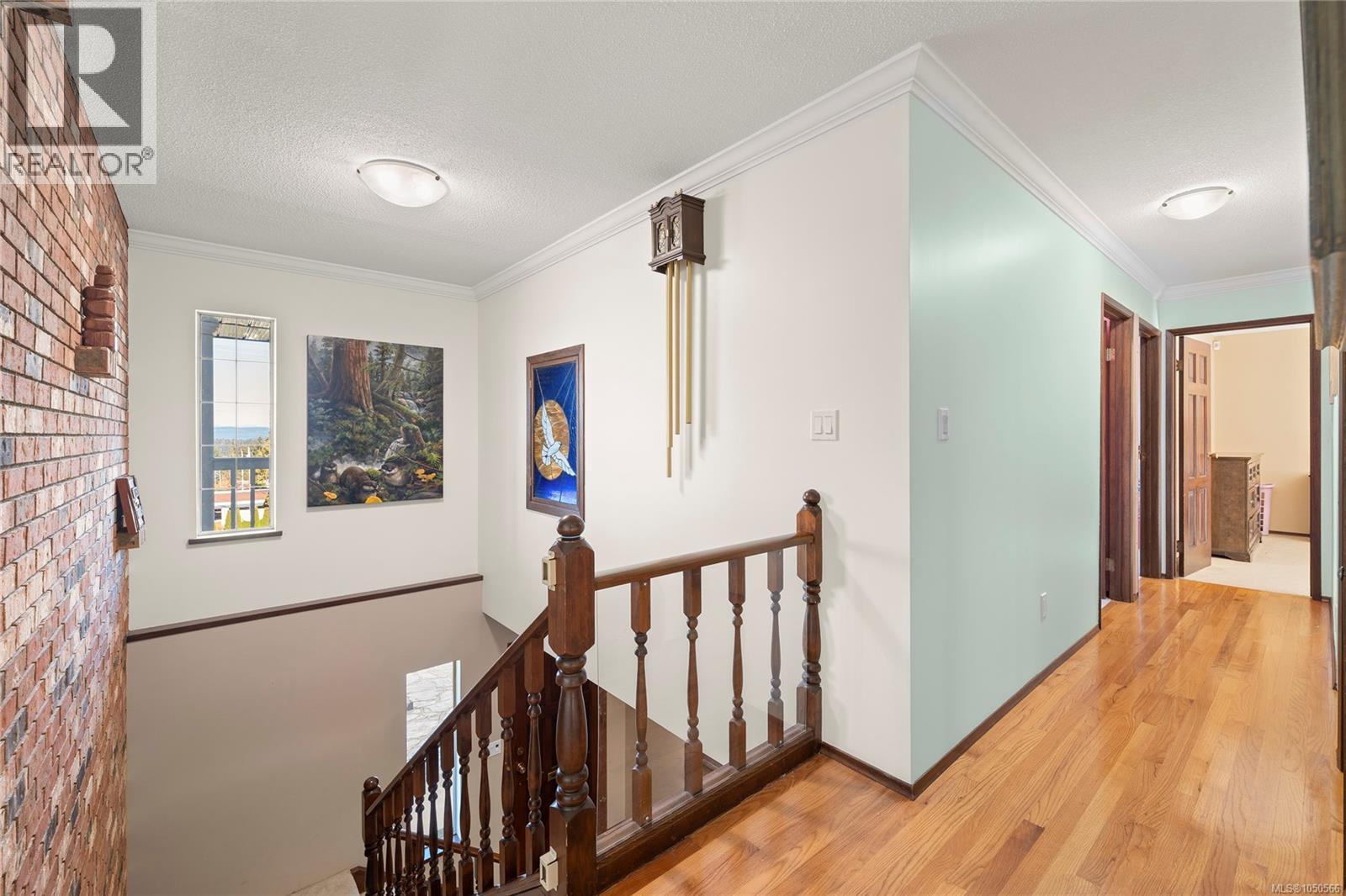438 Davis Rd