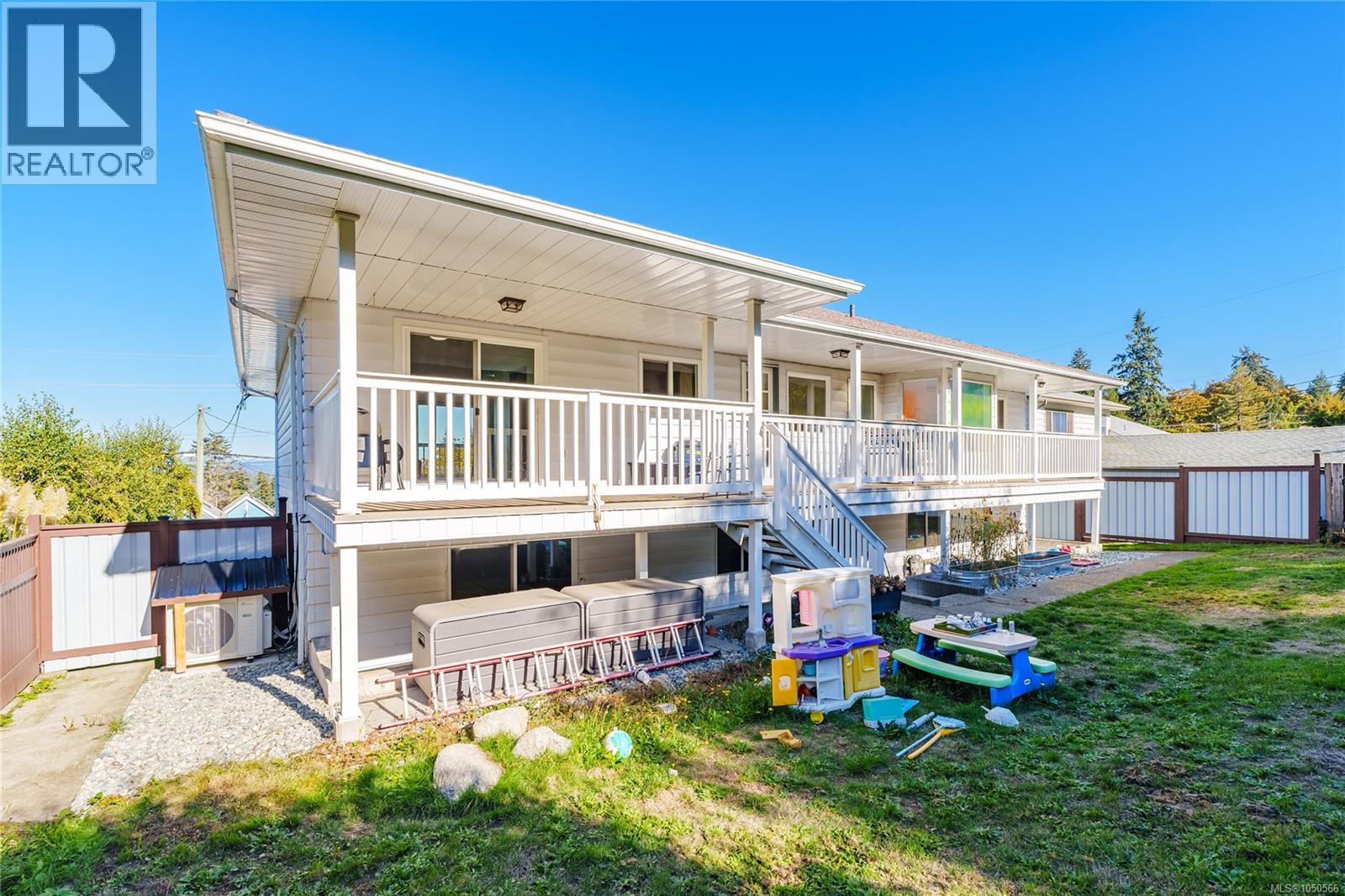438 Davis Rd