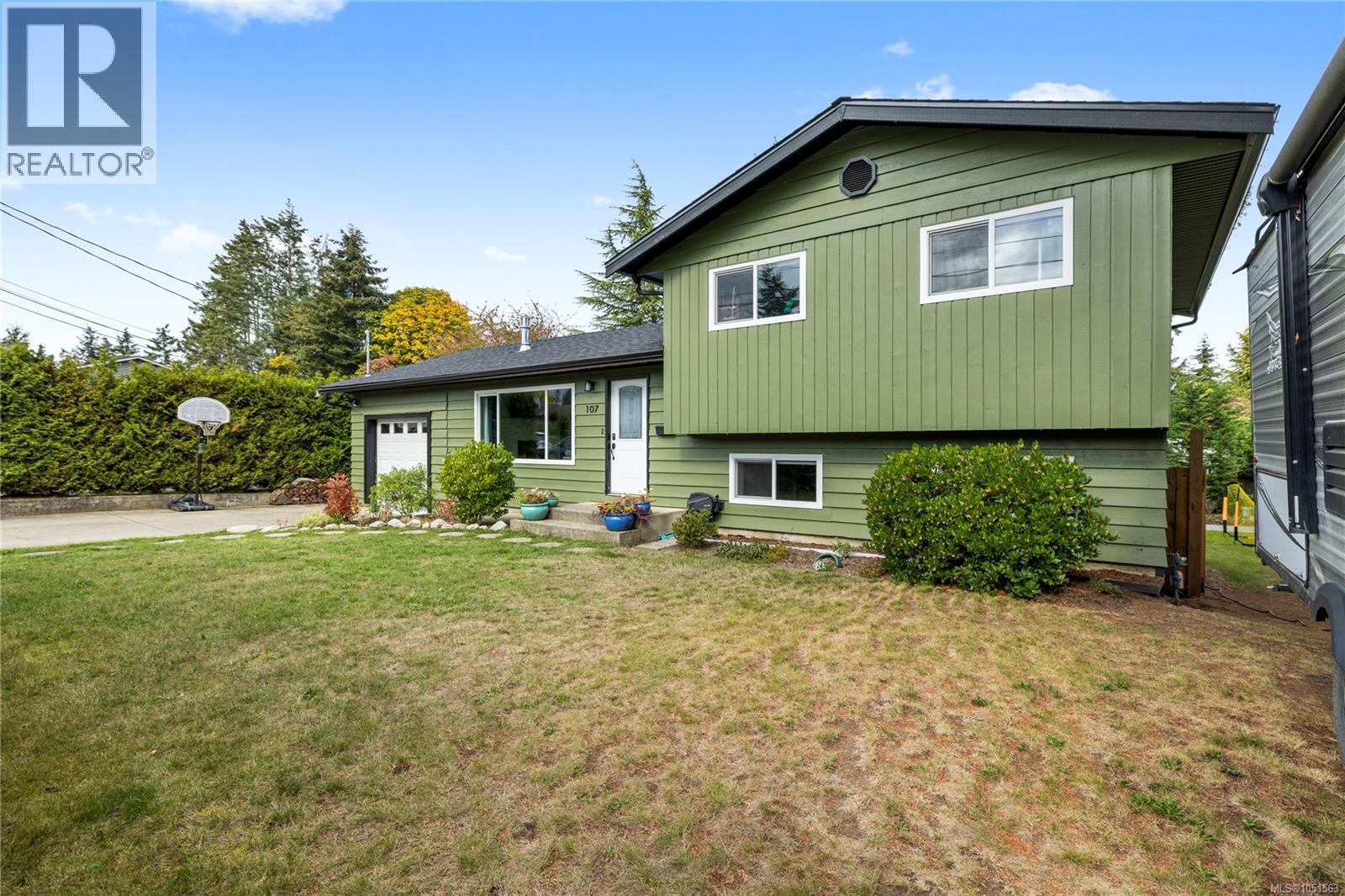 107 Moss Ave